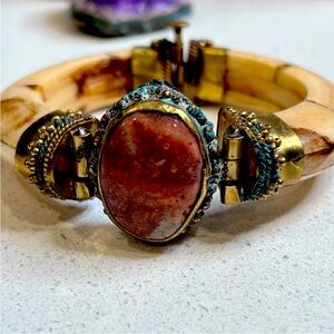 Retro Handmade Bohemian Stone with Nail Clasp Bracelet 🌿